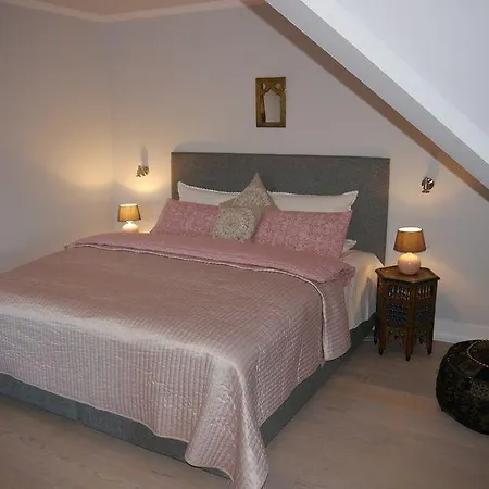 Landhaus-sonnenhut-orient-zimmer Klingberg